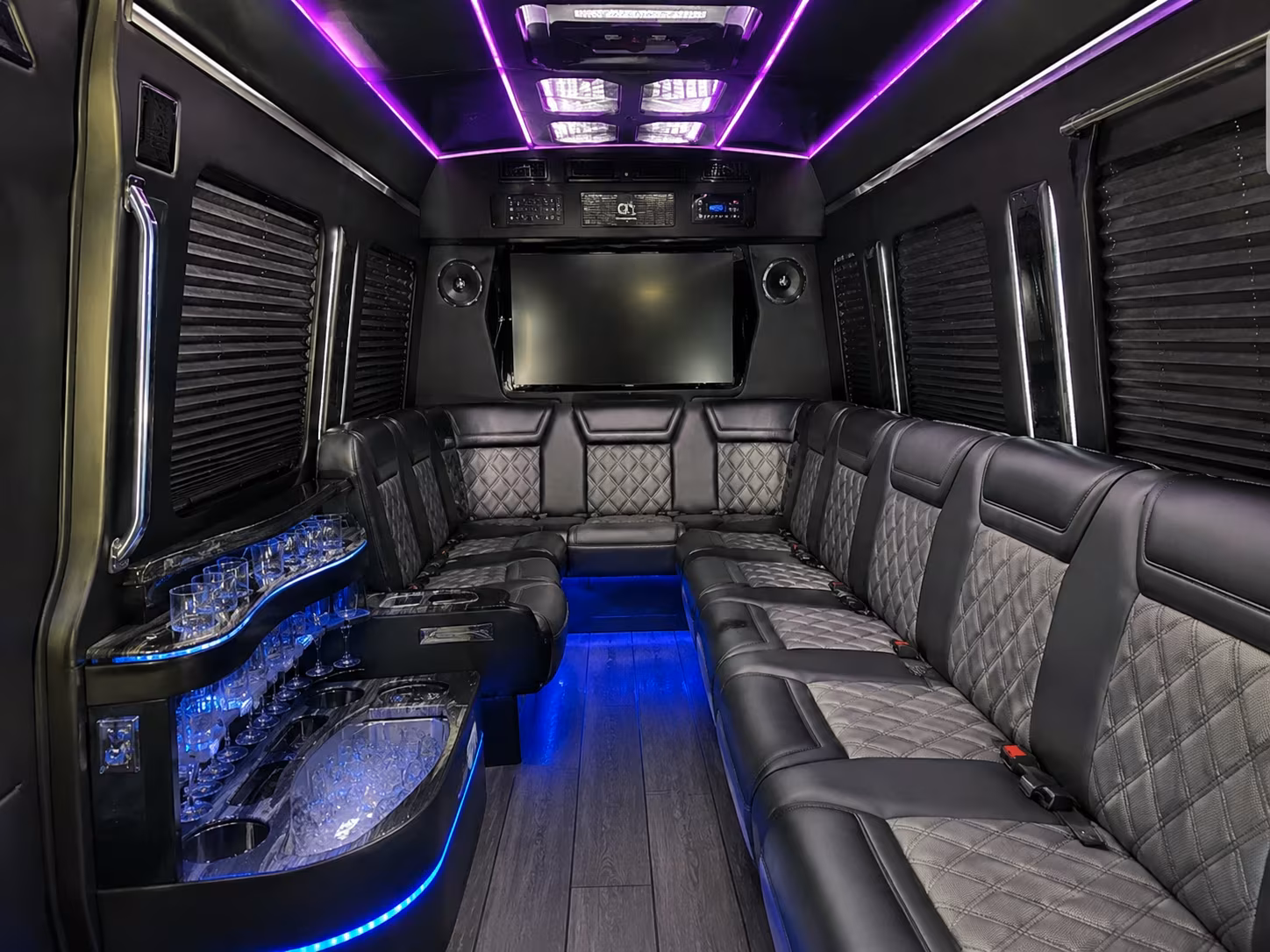 a boynton beach prom bus keeps your whole group together all night
