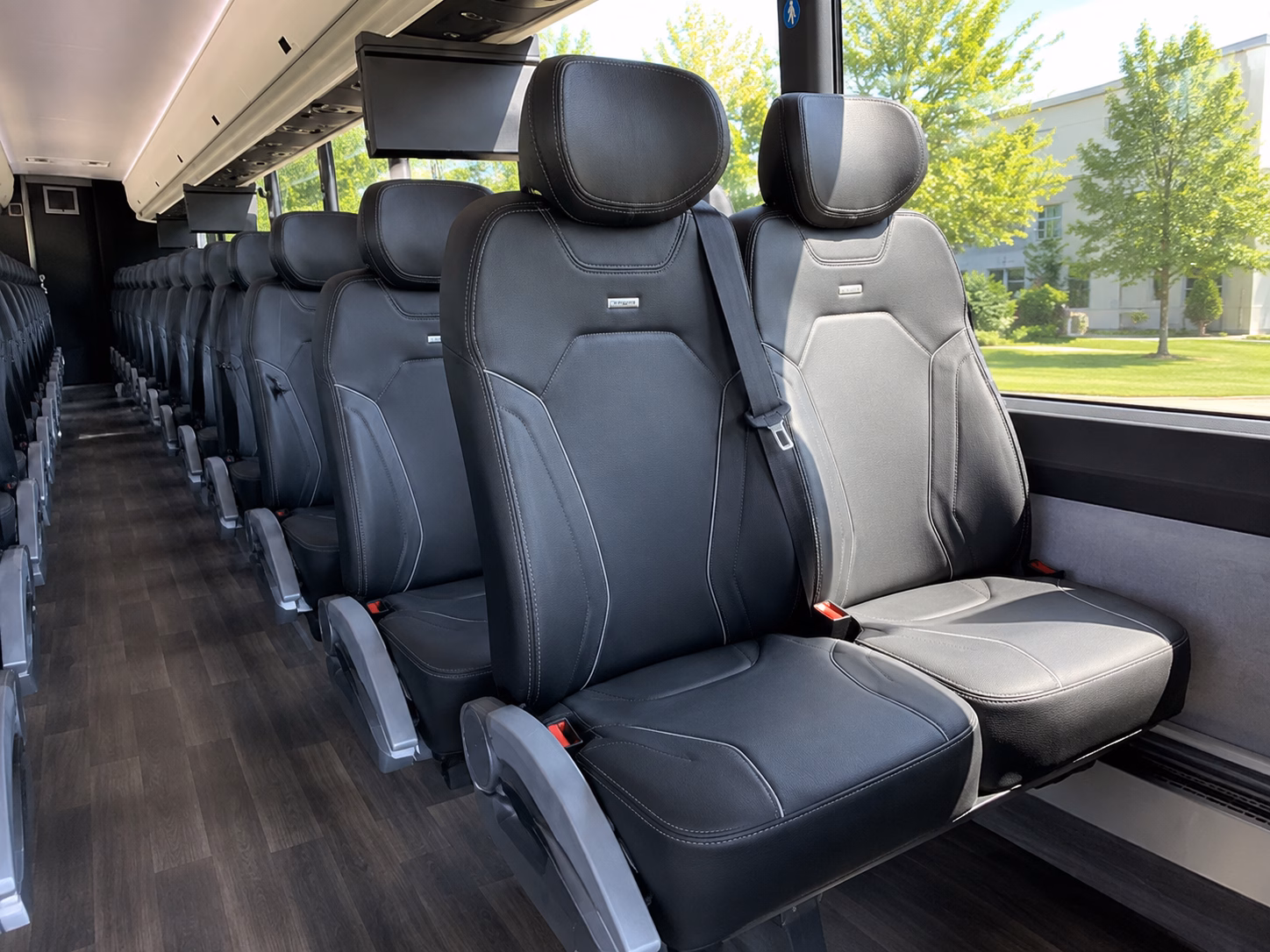 how the distance and duration of your trip affect charter bus rates in boynton beach